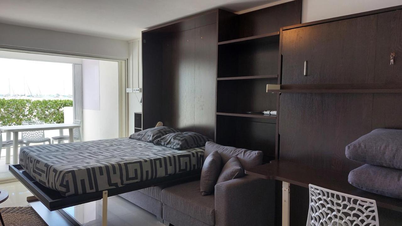 מריגוט Appartement Pieds Dans L'Eau Vue Mer Acces Plage Et Piscine מראה חיצוני תמונה